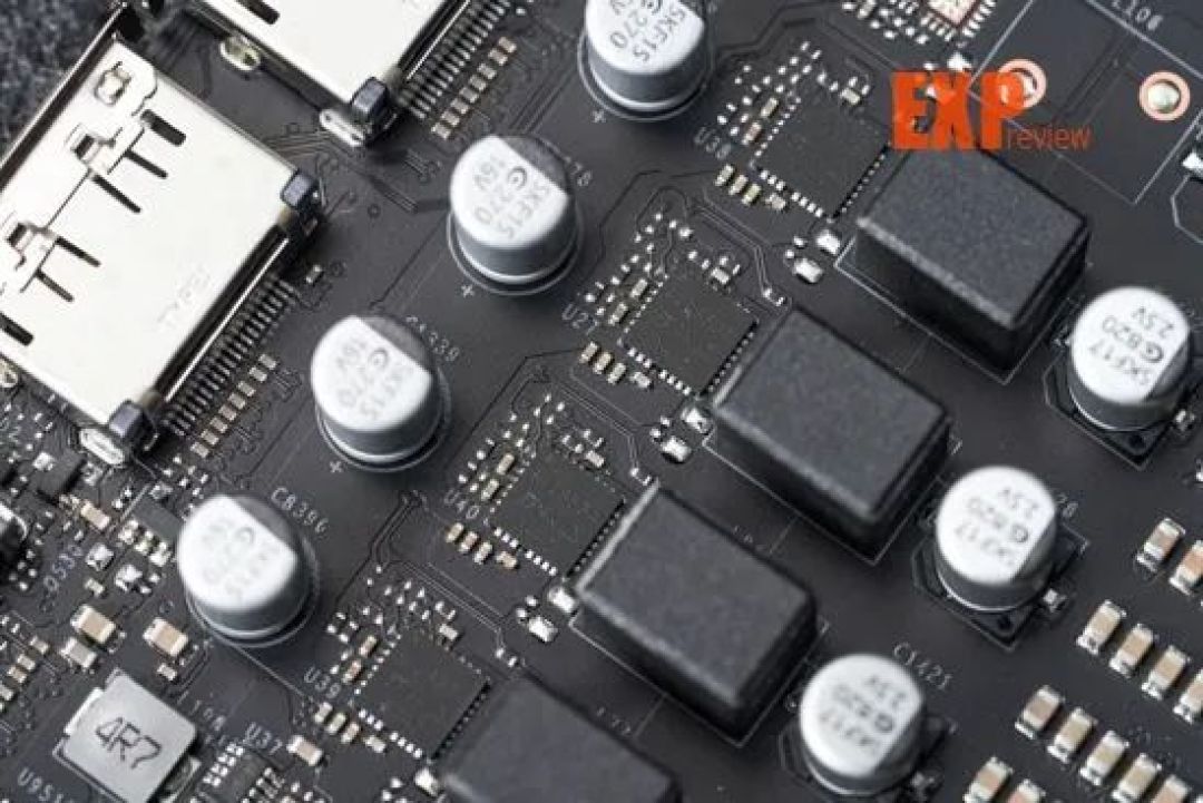 影驰 RTX 5060 圣刃 OC评测:纯白有实力的入门单机“利器”