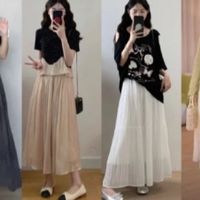 女生短上衣和半身裙3:7黄金搭配