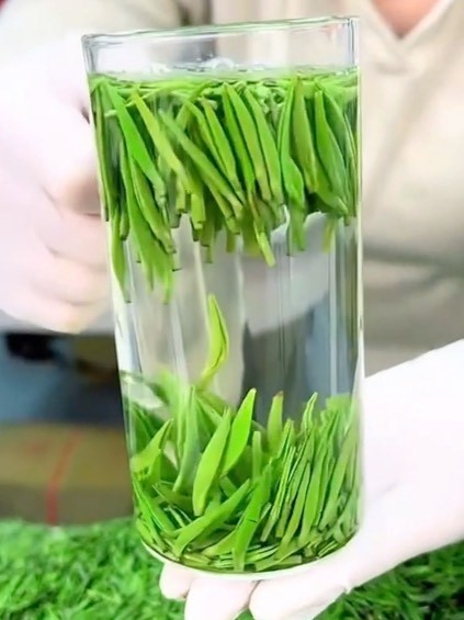 救命！这茶叶是被施了缩小魔法吧？一口鲜到心巴上！​