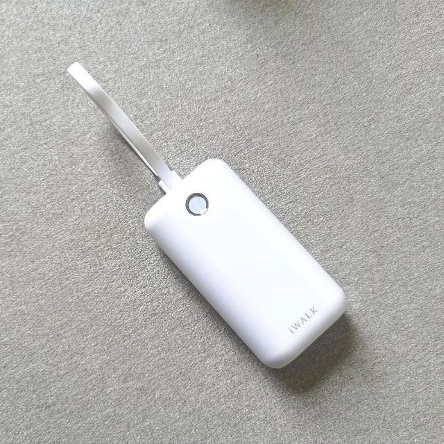 便携充电的全能型伴侣，iWALK 小冰棍迷你充电宝深度使用体验！