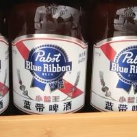 蓝带啤酒小蓝王：经典美式拉格的醇香体验