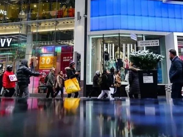 2025年“网红”商业正加速洗牌！这些业态、品牌怎么就不行了？｜和桥