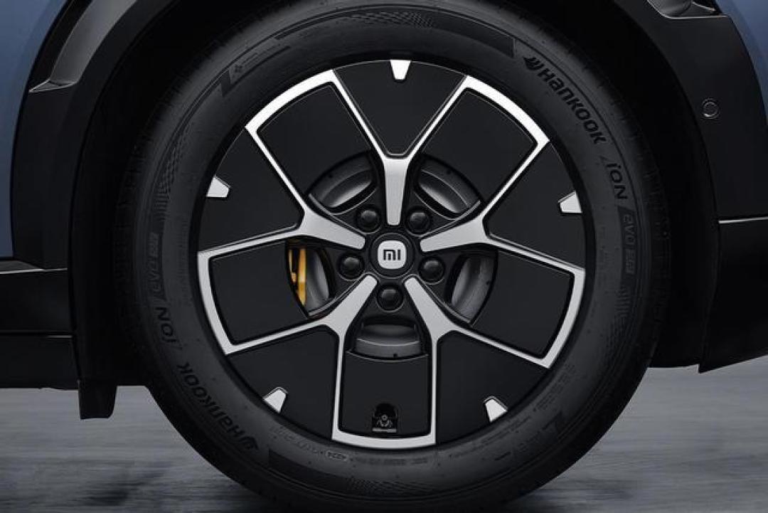 小米YU7对决特斯拉Model Y：续航配置全面碾压，25万级纯电SUV谁更值？