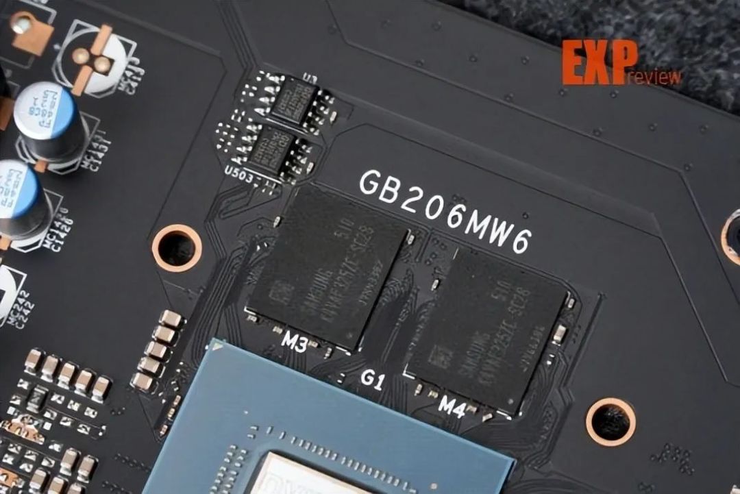 七彩虹iGame RTX 5060 Ultra W DUO OC显卡评测:精致有料的小“甜品”