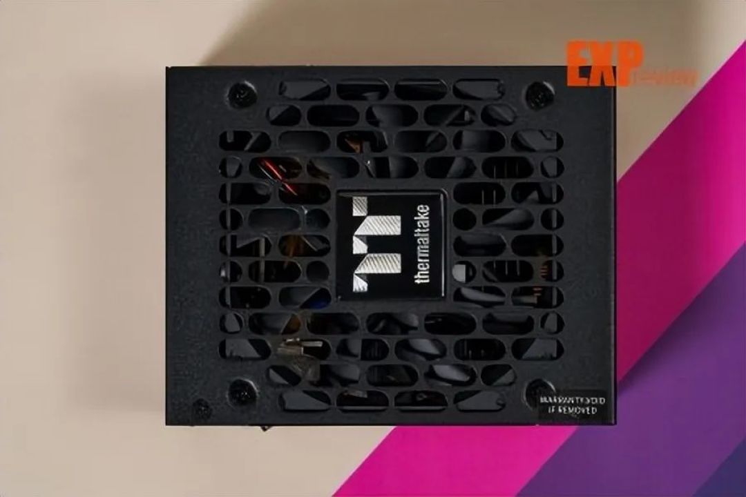 Tt 玲珑SFX 850W电源评测:高性能ITX平台的性价比之选