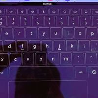 华为 MateBook Fold：23999 元起售价背后，是价格虚高还是科技突破？