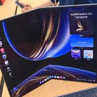 华为 MateBook Fold 折叠屏电脑：价格虽高，亮点十足！