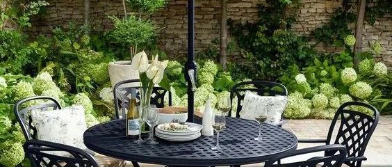 有个院子怕晒？5种遮阳方案对比，凉快又好看