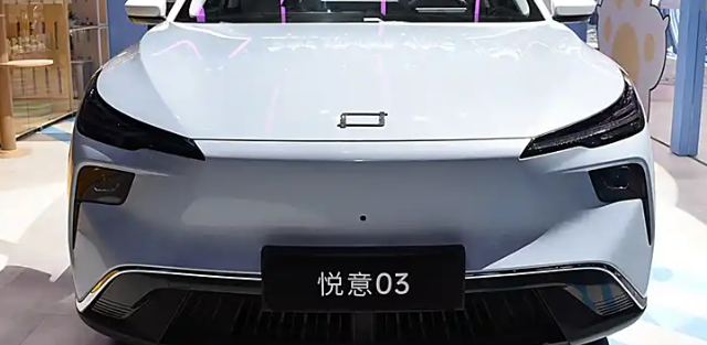 一汽奔腾悦意03纯电SUV：7.98万起，轴距2750mm，加速3.3秒
