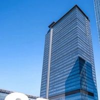 三星计划2028年用玻璃中介层取代硅中介层，旨在制造更快的AI芯片