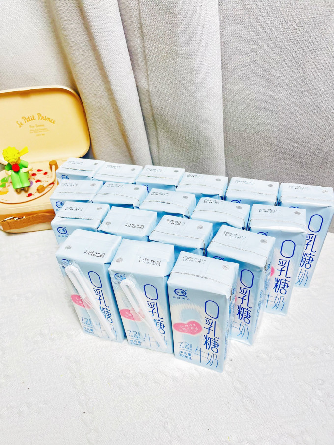 认养一头牛奶类制品