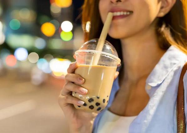 外卖大战，带飞新茶饮