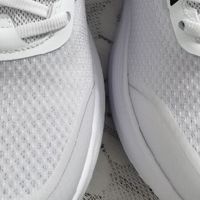 跑鞋怎么选更专业，鸿星尔克跑鞋舒适透气轻便防滑