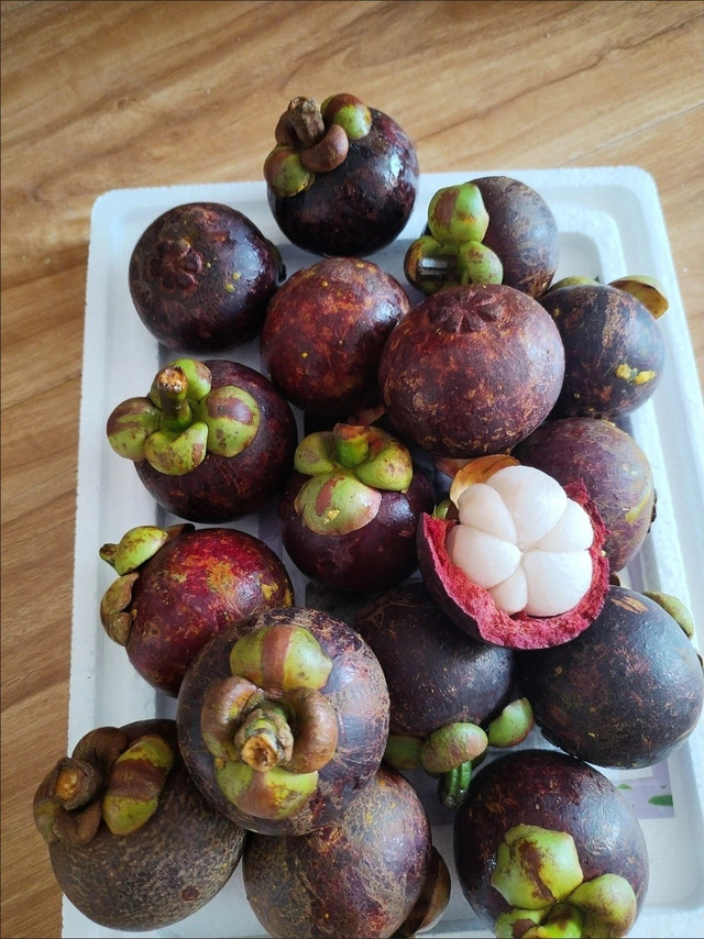 泰国山竹：盛夏里的“白色宝石”