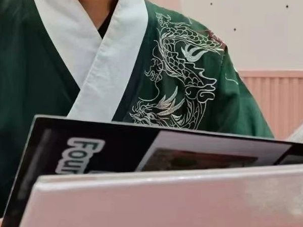 投稿丨和汉服相处的十三年
