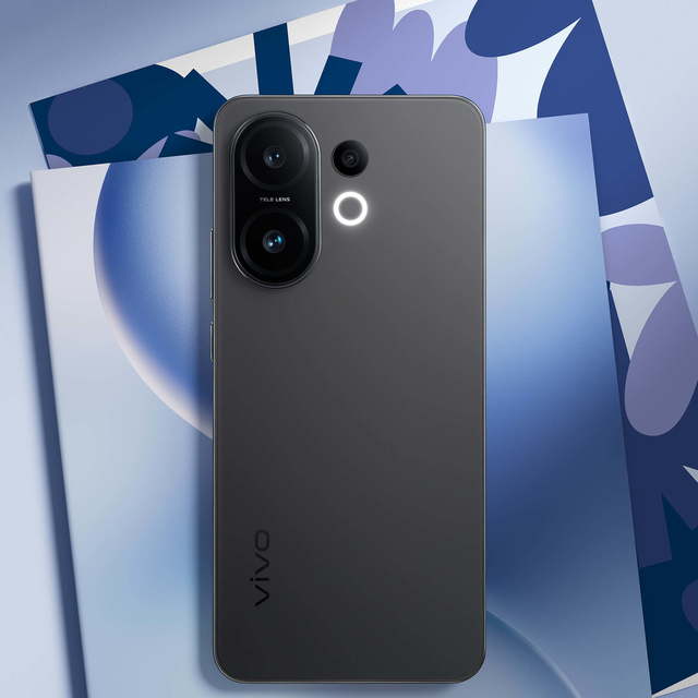 轻盈小直屏，蓝厂最新vivo S30带来视觉触觉双惊喜