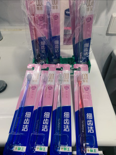 2.6元一支的狮王细齿洁牙刷真的很好！