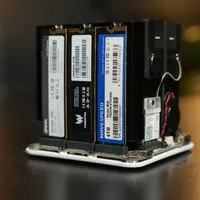 能装6个M2固态的迷你主机 零刻ME mini 全固态NAS 开箱