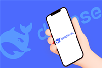 一天内完成更新！腾讯元宝、QQ浏览器等接入DeepSeek R1最新版