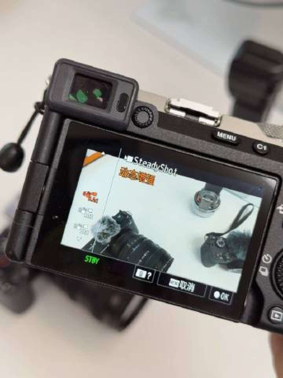 索尼A7C2固件2.0实测:防抖AI双升级,这些功能究竟值不值得升?