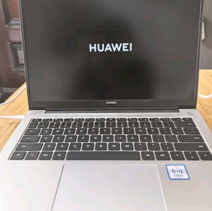 华为笔记本电脑