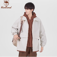 西域骆驼美式冲锋连帽外套：潮流与舒适的完美融合