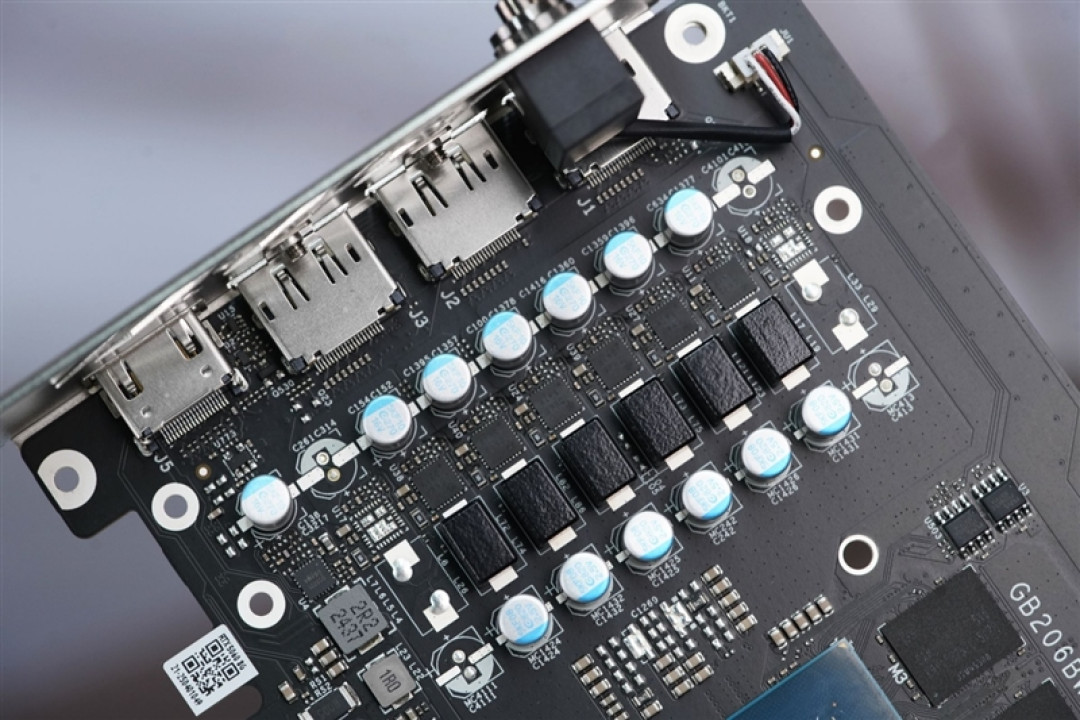 七彩虹iGame RTX 5060 Advanced OC评测：极限释放170W功率 性能表现超RTX 4060 Ti