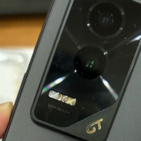 又一骁龙8Gen3手机“价崩”，全新1291元，标配100W快充