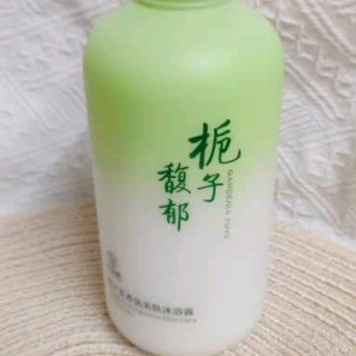 800ml滋养保湿除螨祛痘沐浴乳：男女士皆宜的留香之选