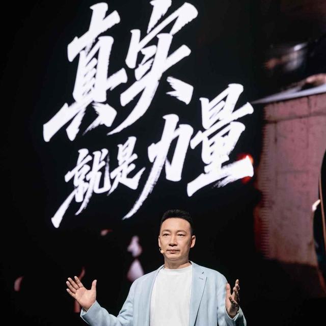 【资讯】肖战都在用的荣耀400系列手机到底行不行？