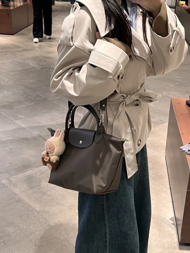 live实况带大家感受泥土色的高级感！爱亖人！