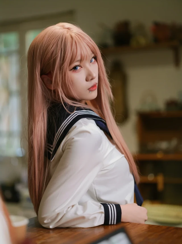 富士和佳能相机哪种好看？