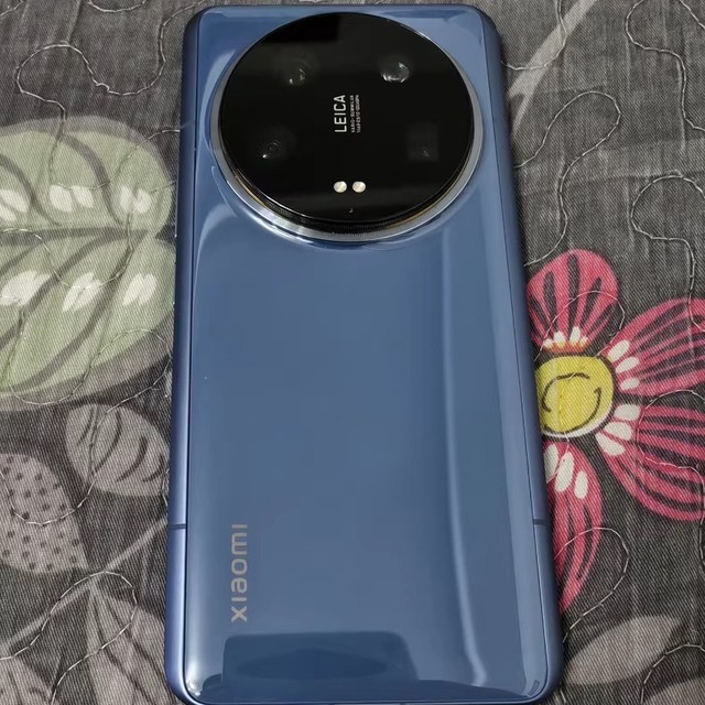 小米新一代“降价王”，16GB+512GB跳水2500元，5300mah+卫星通信