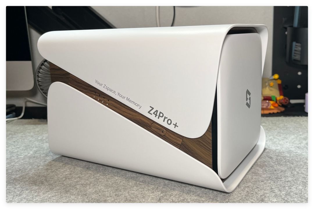 极空间Z4Pro+性能版深度体验:家庭与创作场景的全能NAS如何选?