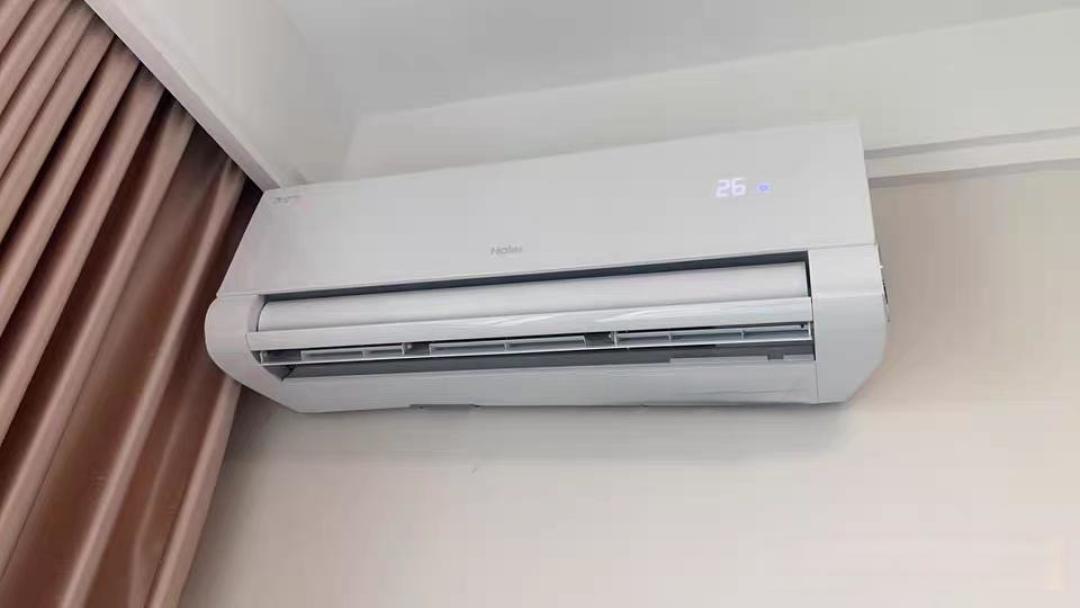海尔洗空气版空调：空气净化+健康除菌，五维升级重塑卧室健康呼吸体验