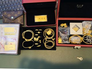 超好看，给老婆买了一条周生生的小手镯