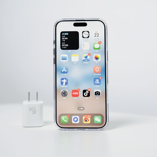 低价风席卷市场！iPhone16 Pro靠补贴逆袭登顶，128G争议难挡热销