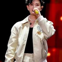 任嘉伦全开麦唱跳燃炸音乐节 红海沸腾见证跨界MVP诞生