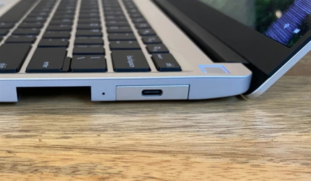 大一统!Windows 11电脑USB-C接口功能混乱结束了 微软:所有接口必须支持数据、充电和显示