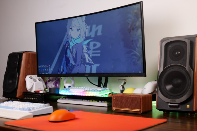 海信显示器