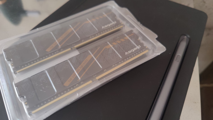 阿斯加特台式机内存