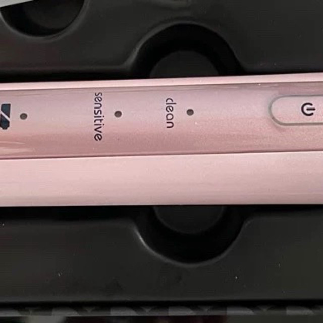 纽乐NY-602智能电动牙刷：30秒实现360°无死角清洁