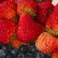 京鲜生丹东红颜草莓，端午节送礼佳选，源头直发鲜美直达！
