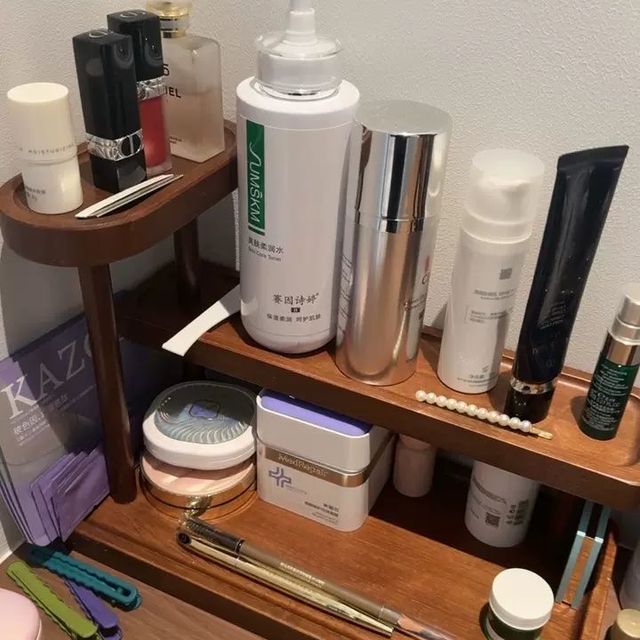 实木置物架，化妆品收纳新宠