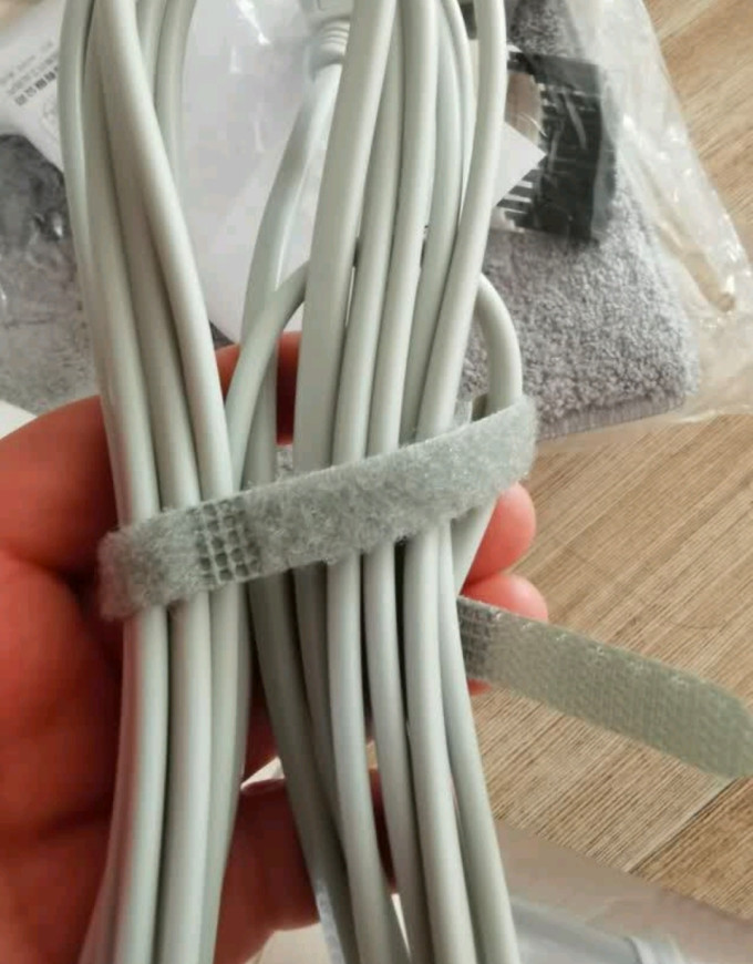 海尔手持式吸尘器