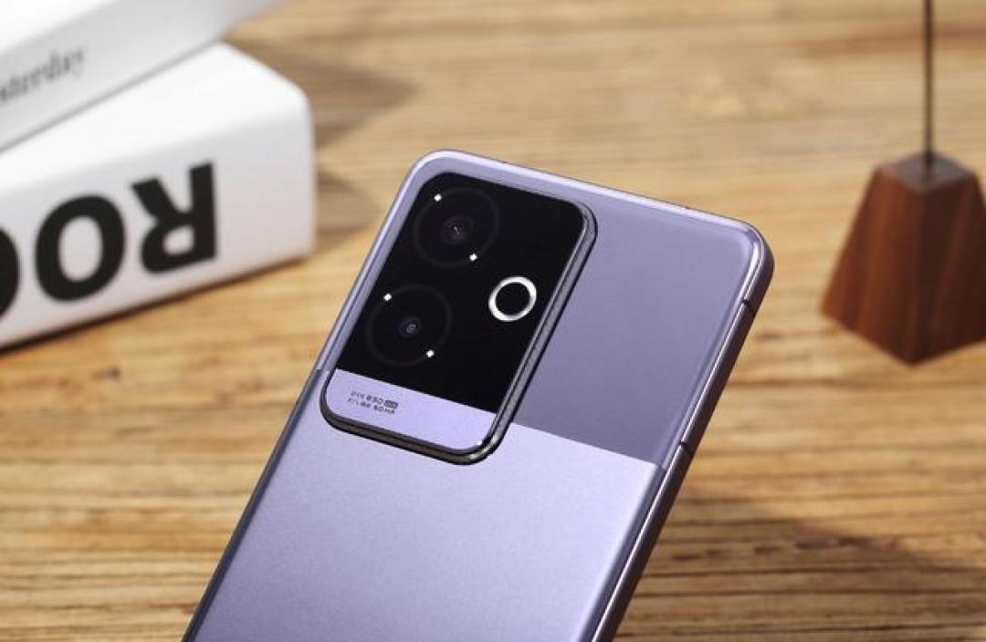 骁龙8Gen3旗舰跌至1292元,realme GT6暴击千元机市场!