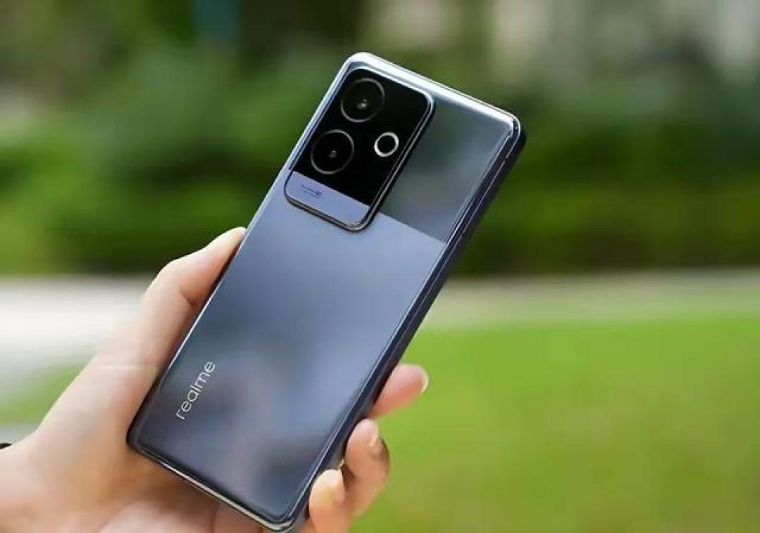 骁龙8Gen3旗舰跌至1292元,realme GT6暴击千元机市场!