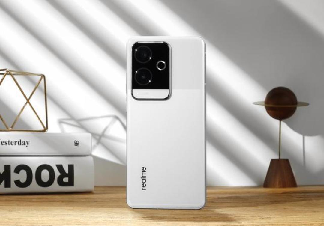 骁龙8Gen3旗舰跌至1292元,realme GT6暴击千元机市场!