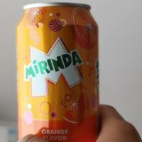 百事可乐美年达橙味汽水，一口找回童年的味道