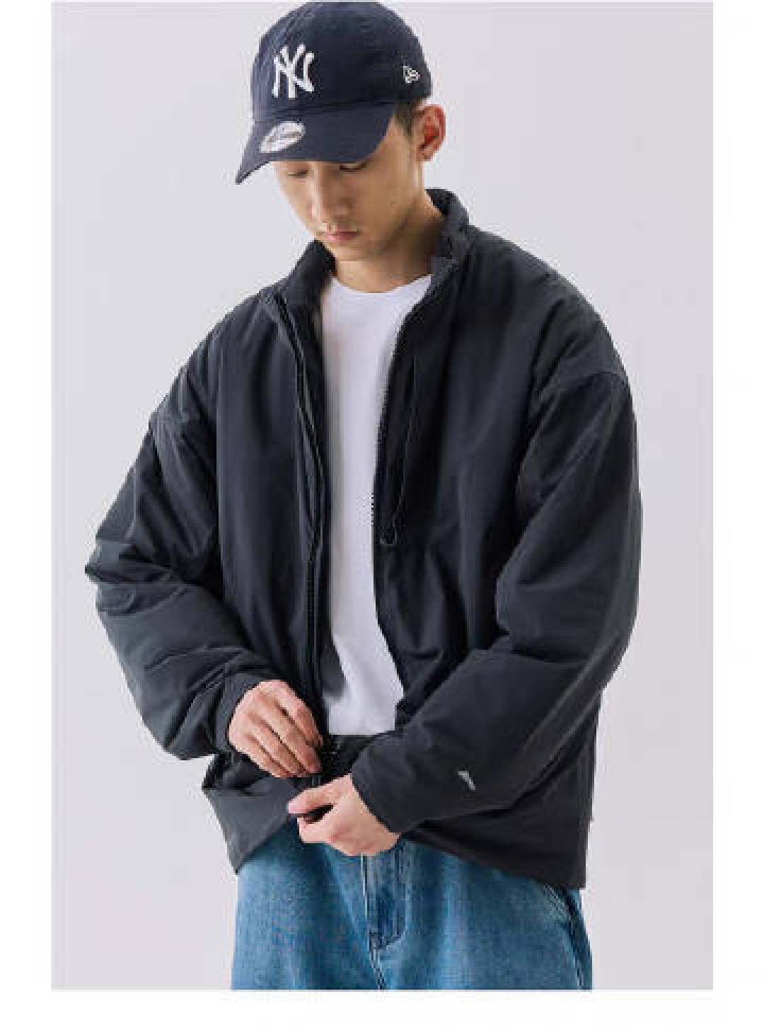 春季型男穿搭攻略：这件轻薄机能夹克如何用黑科技征服全天候场景